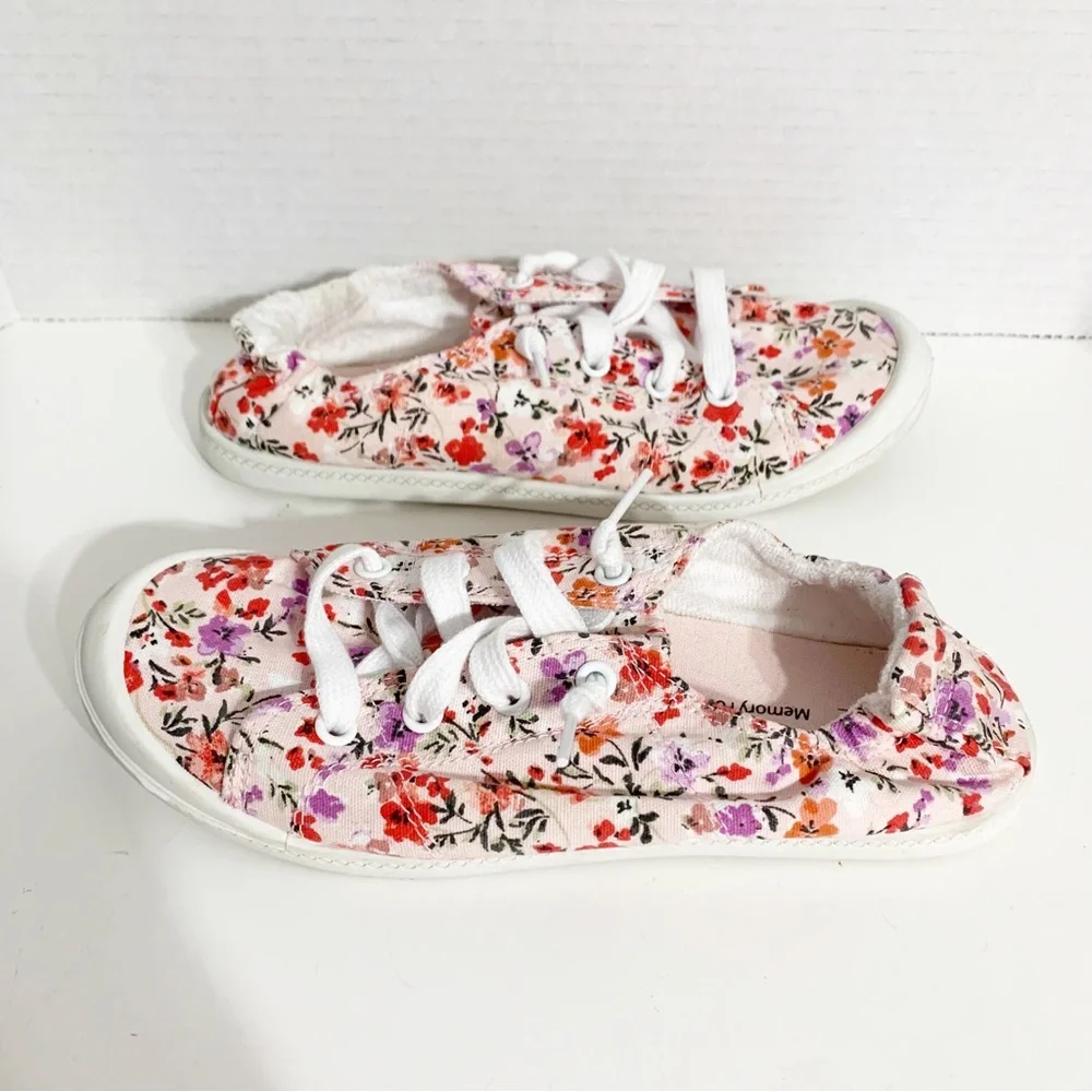 Time and Tru Memory Foam Floral Pink Lace Up Slip On Tru’s Scrunch Back Sneakers